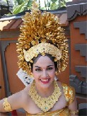 TROUWEN OP BALI