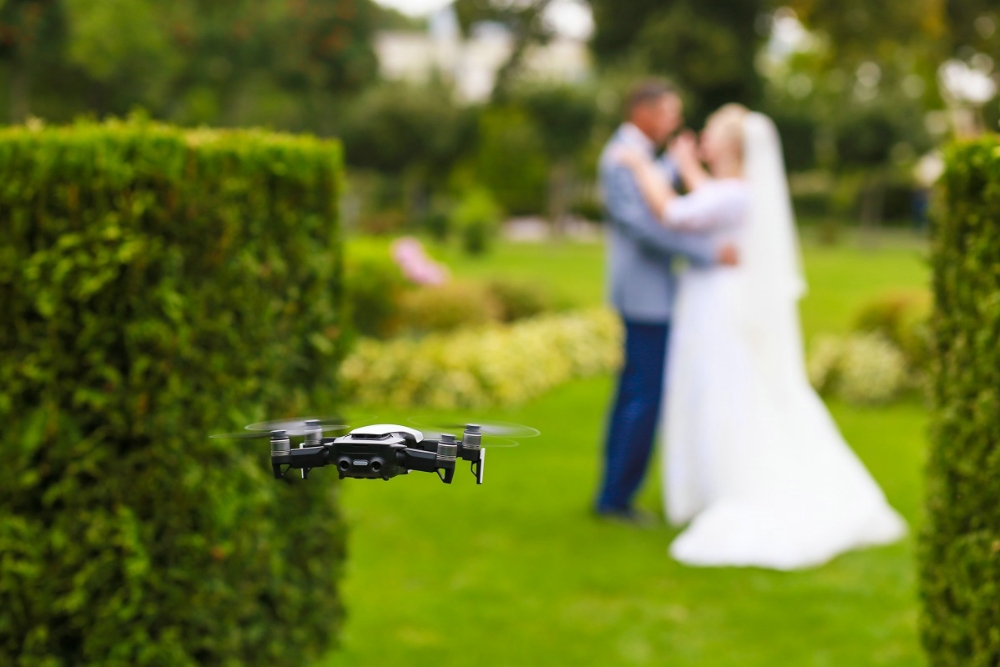 Combien coûte un reportage en drone pour un mariage ?