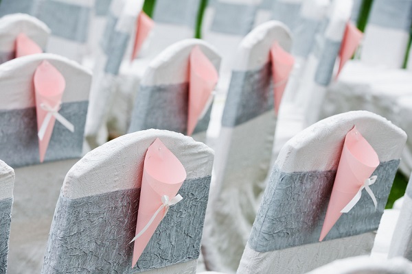 Réalisez de jolis cônes à confettis ! - DIY mariage